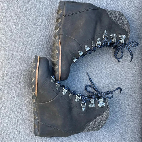 Sorel Conquest Wedge Waterproof Black Lace Up Boots 5.5 - Picture 5 of 10